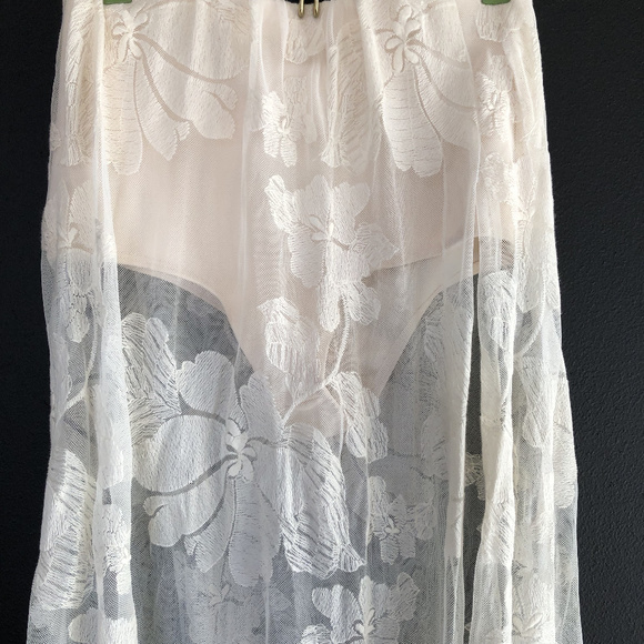 Elegant Cream Floral Maxi Skirt - Picture 3 of 5